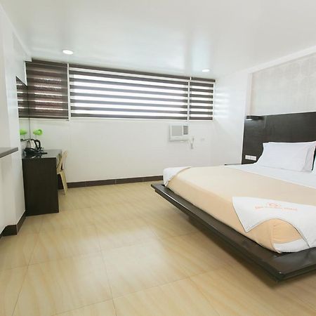 Sun Garden Hotel Tarlac エクステリア 写真