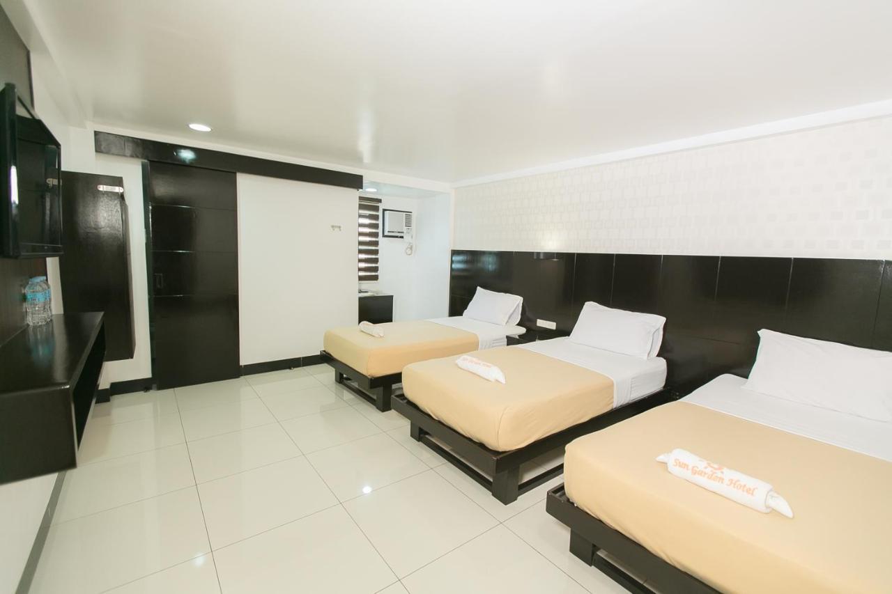 Sun Garden Hotel Tarlac エクステリア 写真